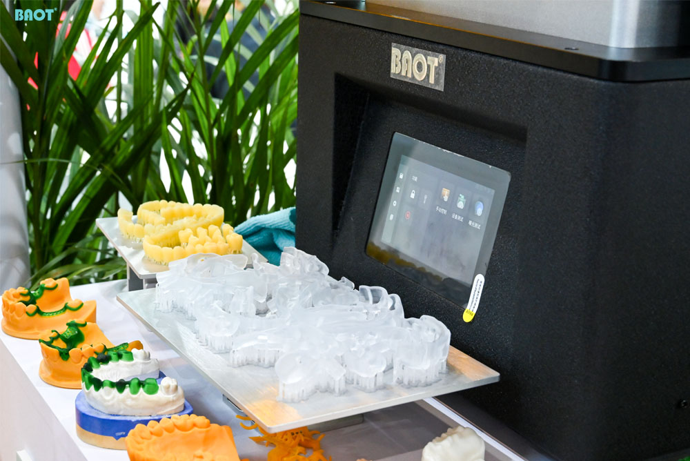 Стоматологический 3D-принтер из полимерной резины